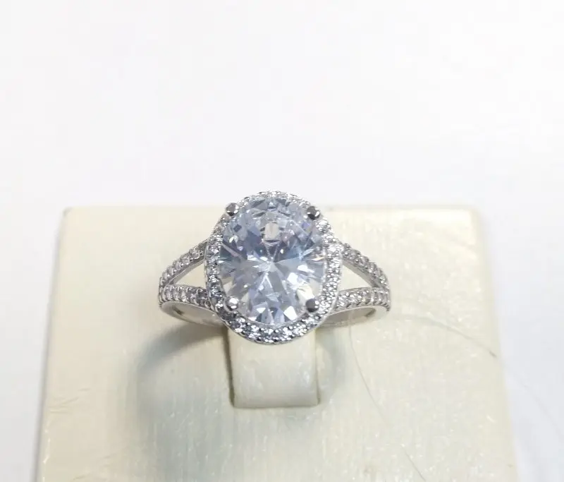 Кольцо декоративное из серебра