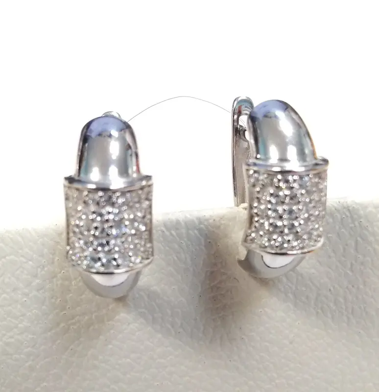 Серьги с английским замком из серебра