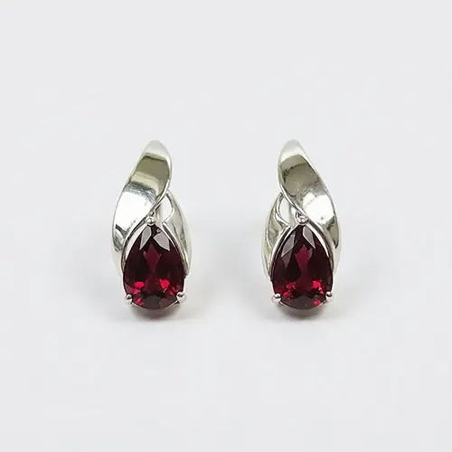 Серьги с английским замком из серебра