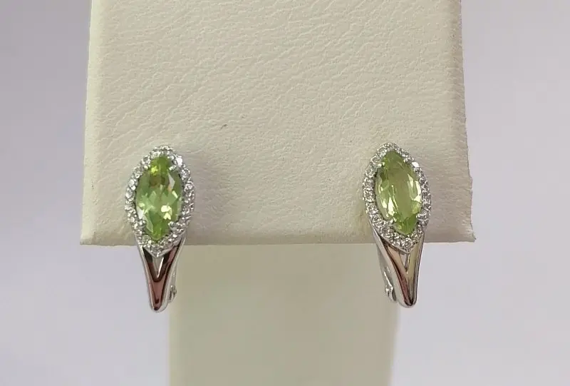 Серьги с английским замком из серебра