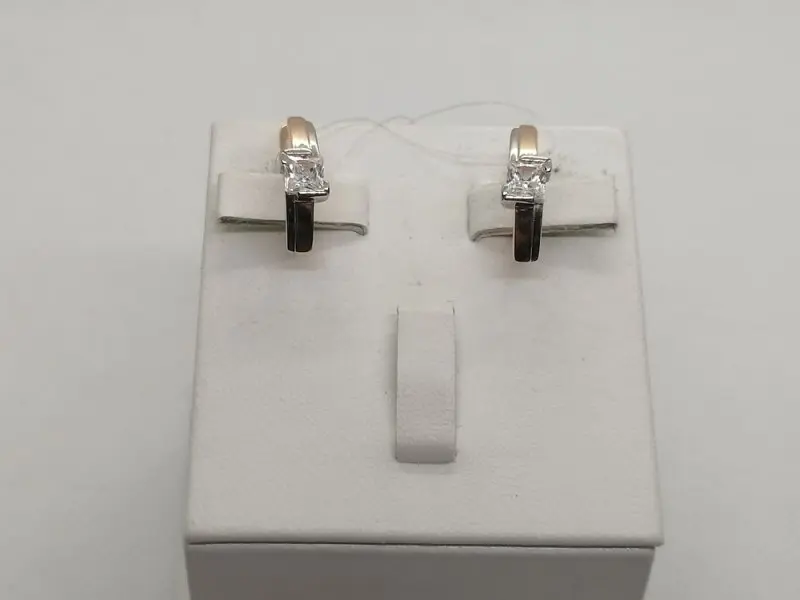 Серьги с английским замком из комбинированного золота