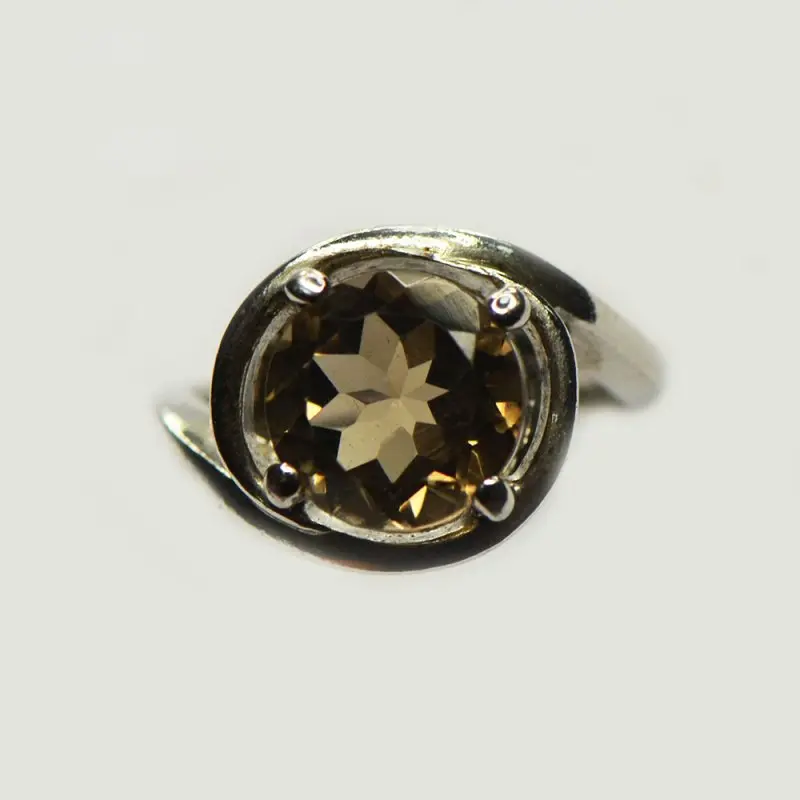 Кольцо декоративное из серебра