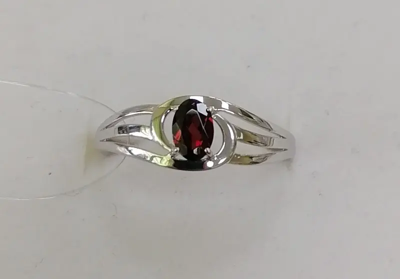 Кольцо декоративное из серебра