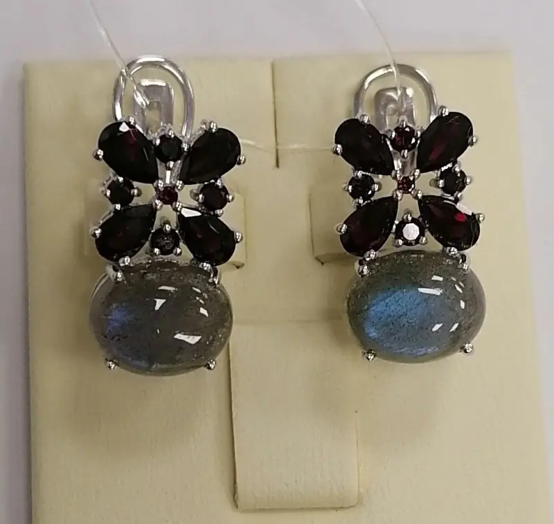 Серьги с английским замком из серебра