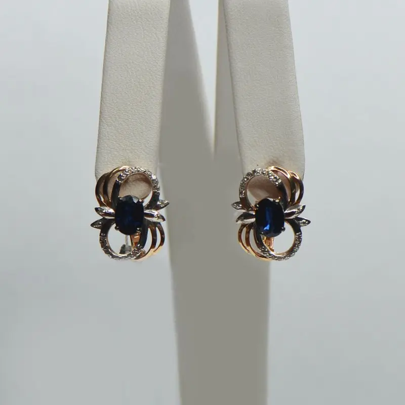 Серьги с английским замком из комбинированного золота