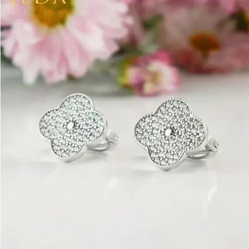 Серьги с английским замком из серебра