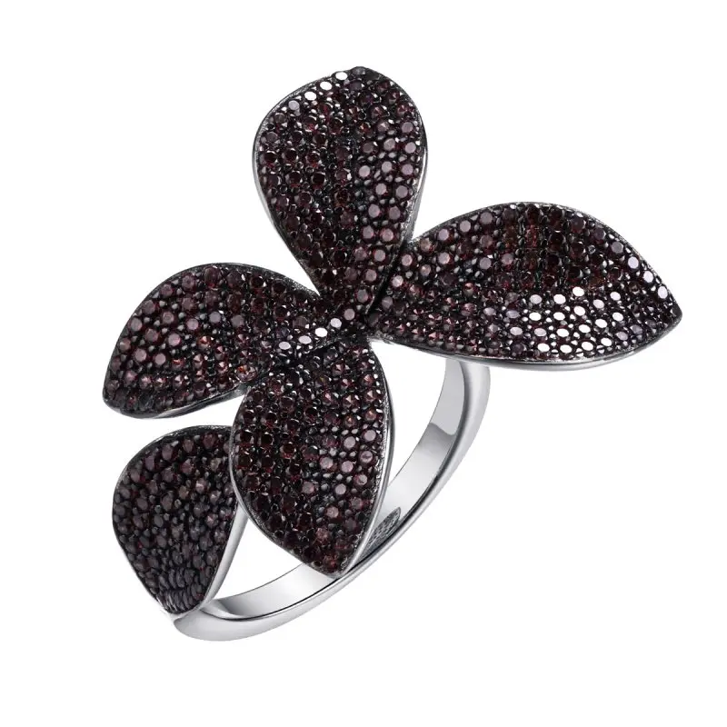 Кольцо декоративное из серебра