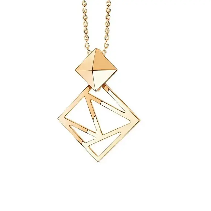 Подвеска декоративная из красного золота