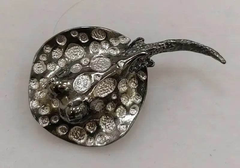 Брошь из черного серебра