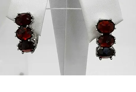 Серьги с английским замком из серебра