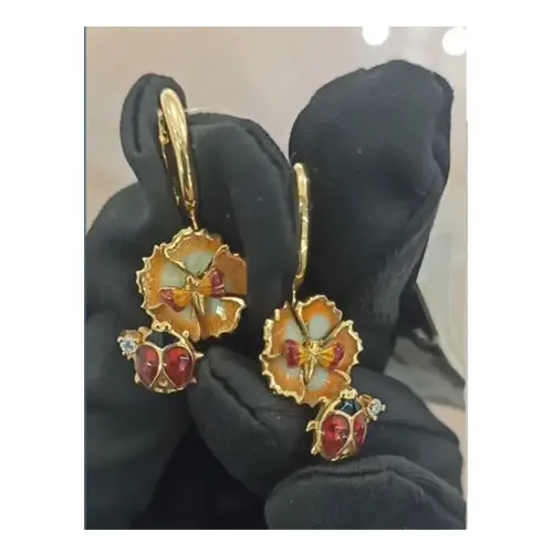 Серьги с английским замком из желтого золота
