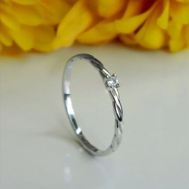 Кольцо декоративное из серебра