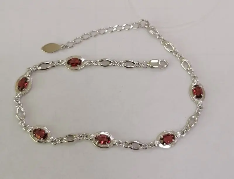 Браслет декоративный из серебра