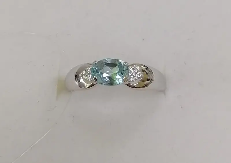 Кольцо декоративное из серебра