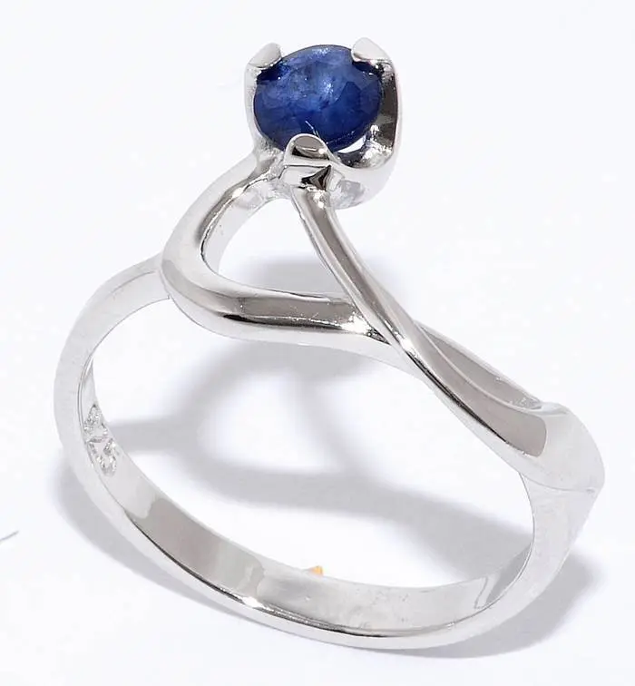 Кольцо декоративное из серебра