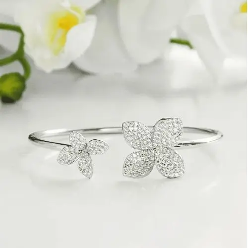 Браслет жесткий из серебра