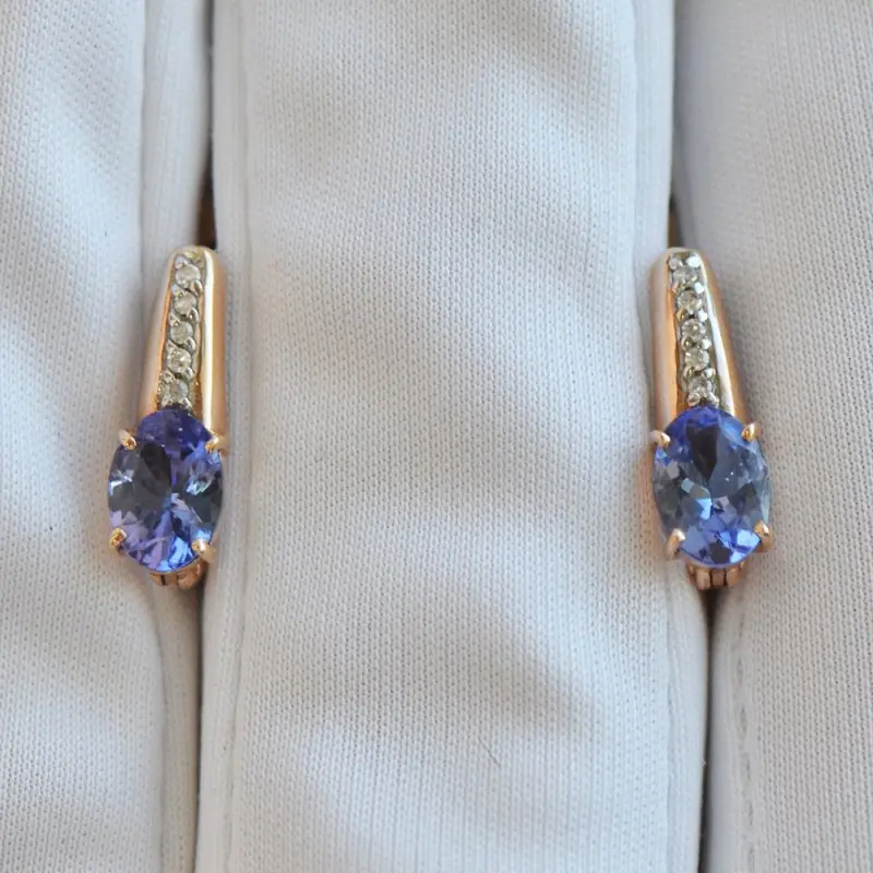 Серьги с английским замком из красного золота с рубинами