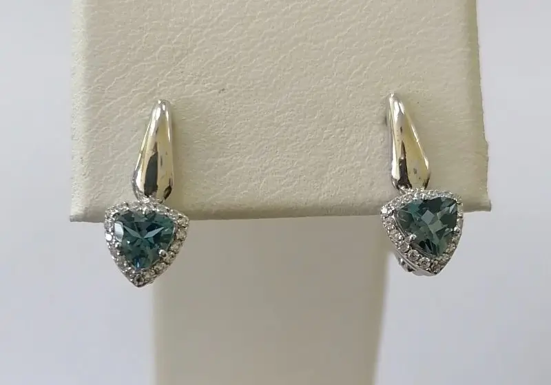 Серьги с английским замком из серебра