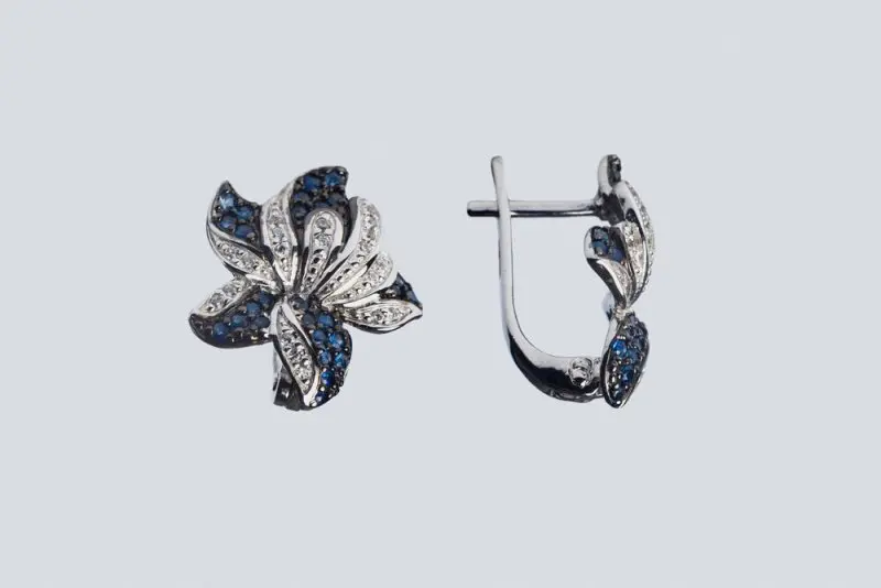 Серьги с английским замком из серебра