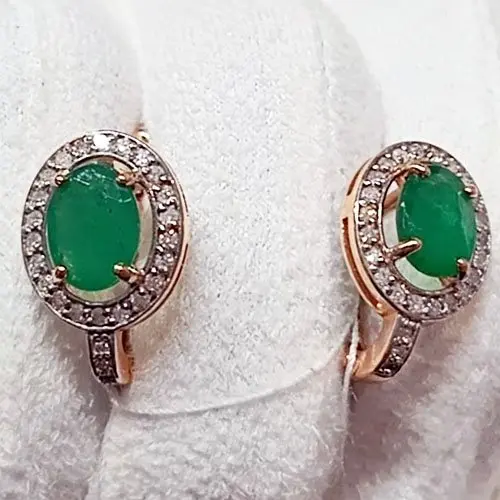 Серьги с английским замком из комбинированного золота Серьги с английским замком из комбинированного золота