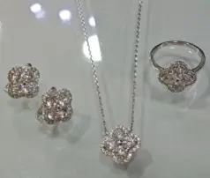 Кольцо декоративное из серебра