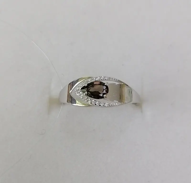 Кольцо декоративное из серебра