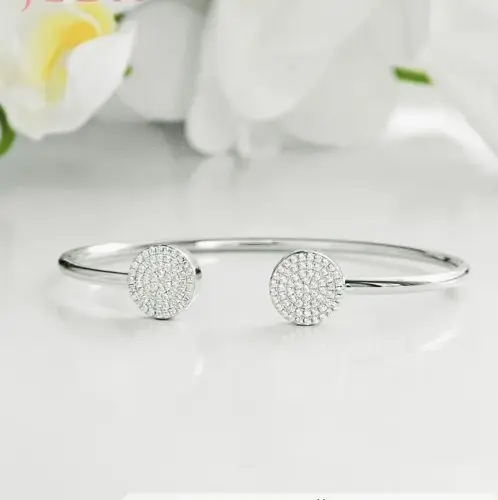 Браслет жесткий из серебра