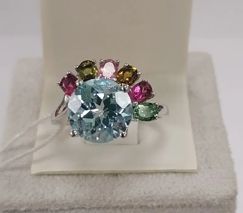 Кольцо декоративное из серебра