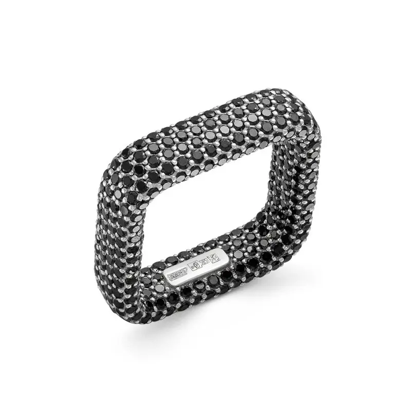 Кольцо декоративное из белого золота