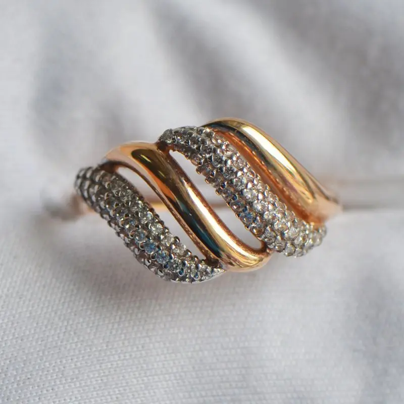 Кольцо декоративное из красного золота