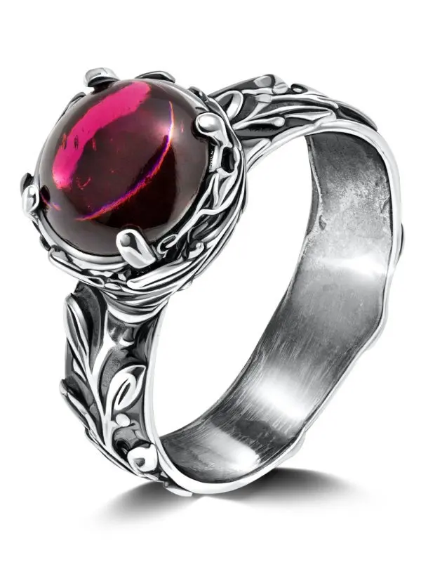 Кольцо декоративное из серебра