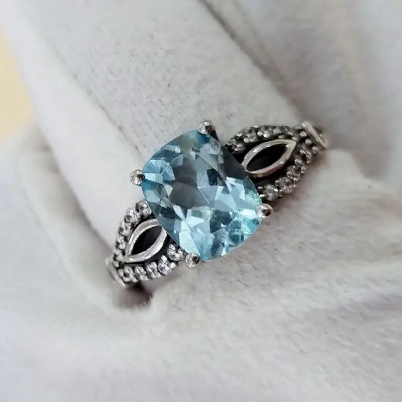 Кольцо декоративное из серебра