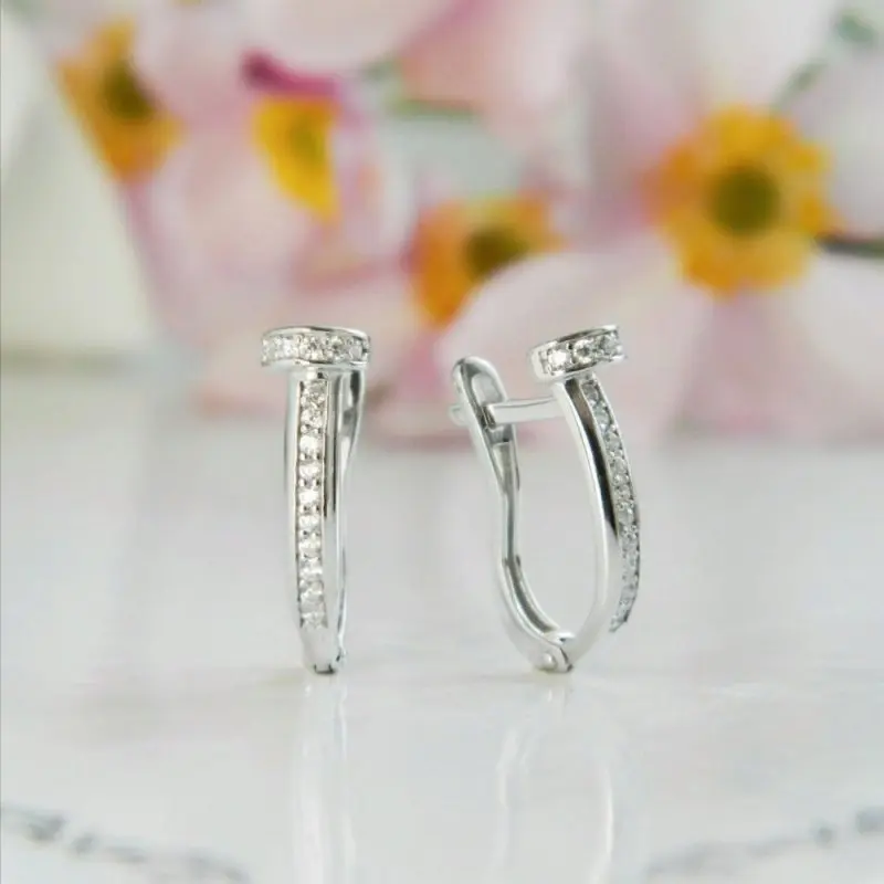 Серьги с английским замком из серебра