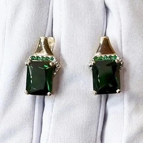 Серьги с английским замком из красного золота