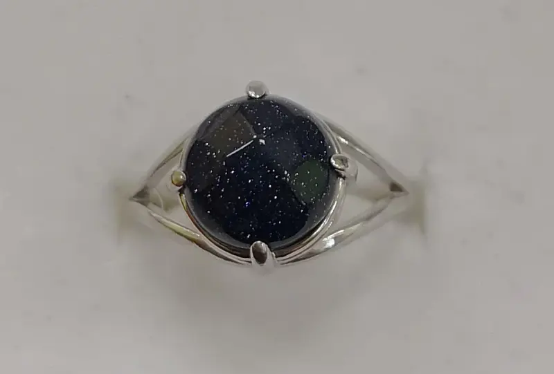 Кольцо декоративное из серебра