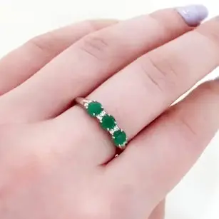 Кольцо декоративное из серебра