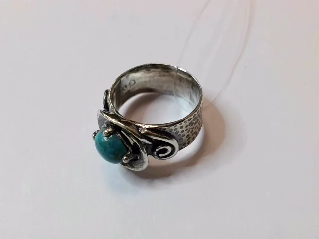 Кольцо декоративное из серебра