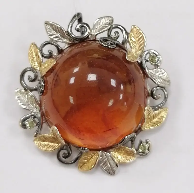 Брошь из серебра
