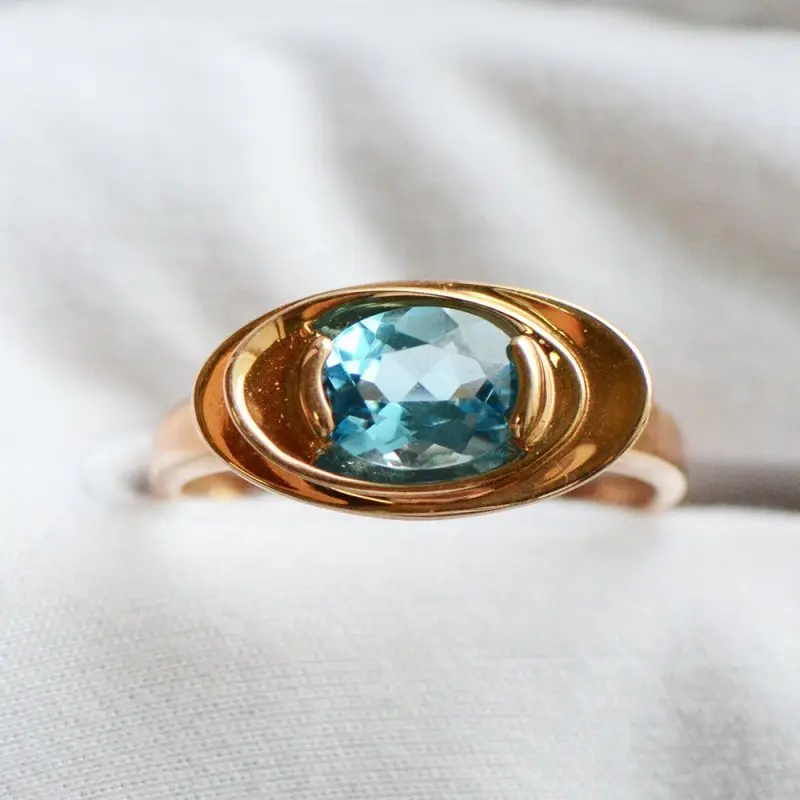 Кольцо декоративное из красного золота