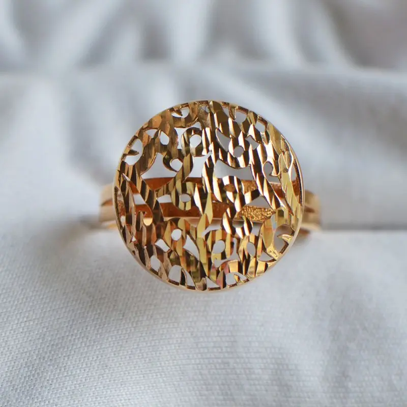 Кольцо декоративное из красного золота