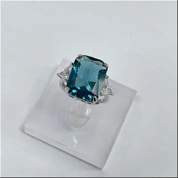 Кольцо декоративное из серебра