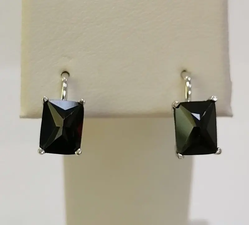 Серьги с английским замком из серебра