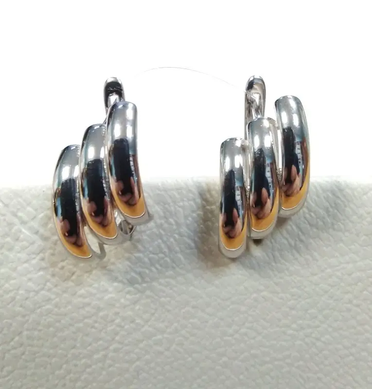 Серьги с английским замком из серебра