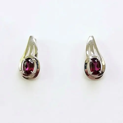 Серьги с английским замком из серебра
