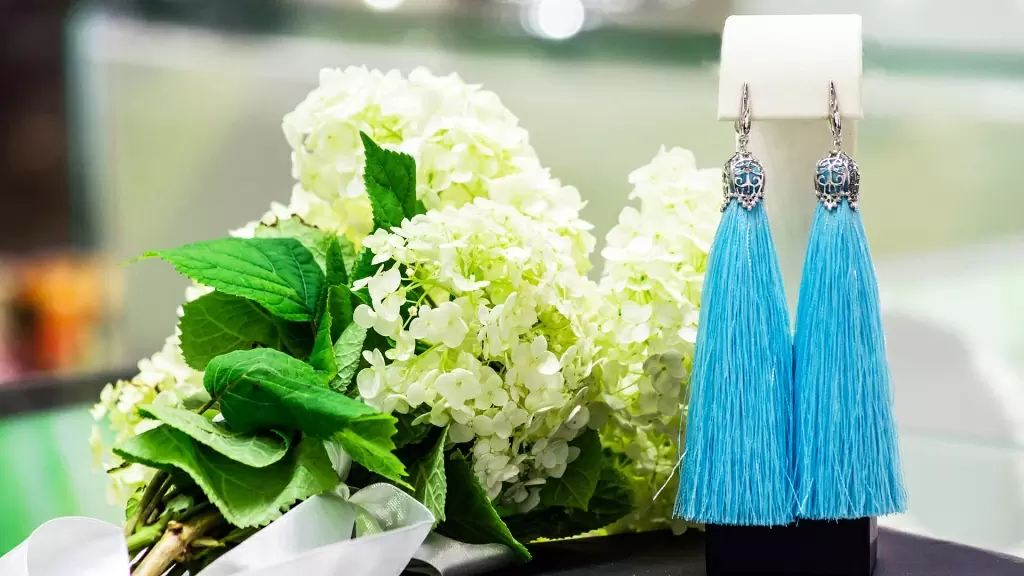 rus-zoloto.com_Earrings-brushes_09.jpg