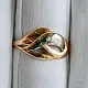 Кольцо декоративное из комбинированного золота