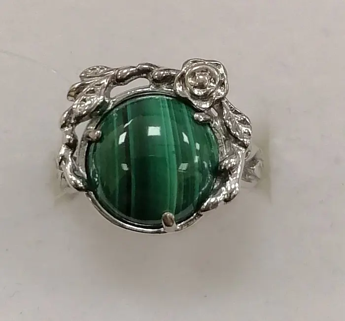 Кольцо декоративное из серебра