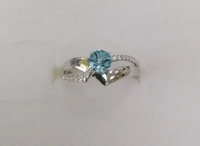 Кольцо декоративное из серебра