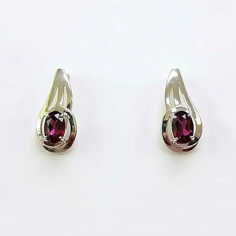 Серьги с английским замком из серебра