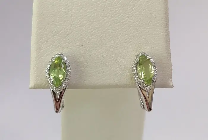 Серьги с английским замком из серебра